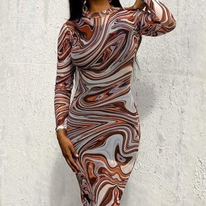 This Trendy Vintage Print Round Neck Long Sleeve Bodycon Fitted Maxi Dress Design Made Of High Quality Polyster And Spandex Material. It Come With Good Stretch And Wearing Comfortable. Women¡¯s Midi Dresses Is Omnipotent And Suit For All Kinds Of Occasions - Daily Wear