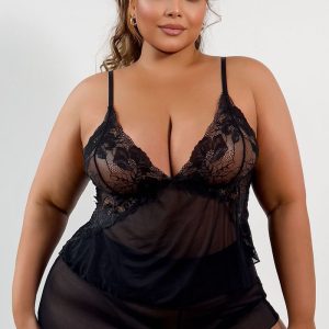 Esta ropa interior sexy de la tentación negra de las mujeres Ver-a través de la ropa interior atractiva hecha del material durable y elástico. La ropa interior al por mayor de la talla grande de las mujeres en el amante global presta mýs atenciýn a la novedad y a la unicidad de estilos. Ofrecemos una gran selección de lencería sexy de tallas grandes.