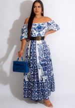 This Women Blue And White Porcelain Print Short Sleeve Dress Design Made Of High Quality Polyster And Spandex Material