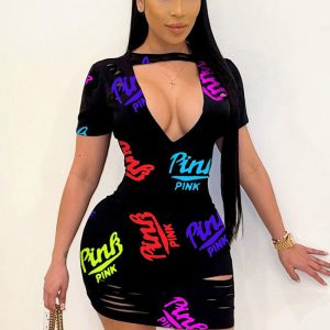 Diese Frauen Casual Cut Out Print Dress Design von hoher Qualität Polyster und Spandex Material gemacht. Es ist dehnbar