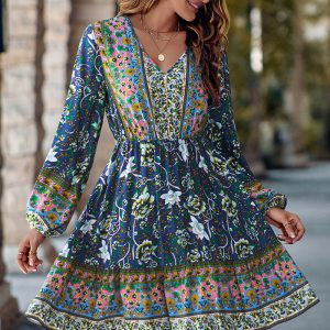 This Women Casual Print v-Neck Long Sleeve Dress Design Made Of High Quality Polyster And Spandex Material. It Is Stretchy