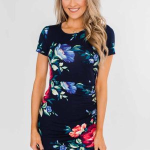 This Women Cropped Round Neck Print Short Sleeve Dress Design Made Of High Quality Polyster And Spandex Material. It Is Stretchy