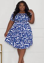 This Women Plus Size Short Sleeve Printed Round Neck Oversized Dress Made Of Soft And Elastic Fabric. Global Lover Wholesale Plus Size Dresses And Hope Curvy Ladies Find Here a Warm And Exciting Place To Shop Affordable Curvy Dresses Online - Plus Size Casual