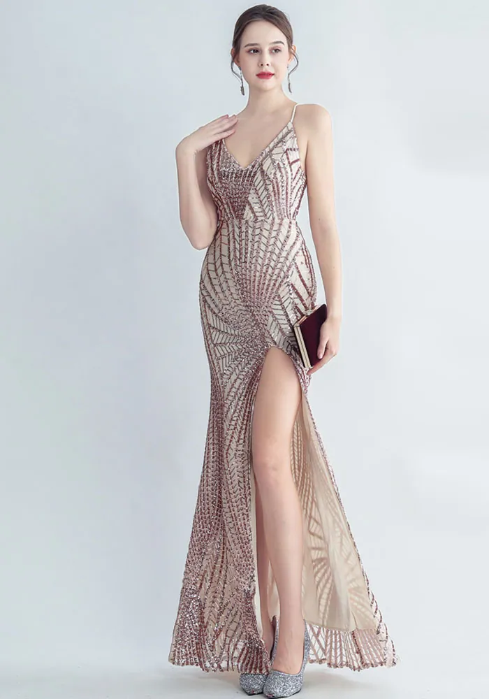 Cette robe de soirée à fentes latérales et à paillettes pour femmes est fabriquée en polyester et en élasthanne de bonne qualité.
