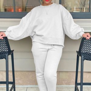 This Women Sexy Casual Solid Round Neck Long Sleeve Top And Pant Two Piece Set Design And Made Of Comfortable And Elastic Fabric. Wholesale Plus Size Two Piece Sets Is a Must-Have Item For Curvy Ladies. Two Piece Sets Can Either Be Worn Together Or Individually