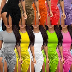 Diese Frauen Sexy Solid plissiert Schlitz Kordelzug Kleid Design aus hochwertigem Polyster und Spandex Material. Es ist dehnbar