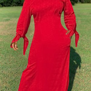 This Women Solid Color Long Sleeve Pocket Dress Design Made Of High Quality Polyster And Spandex Material