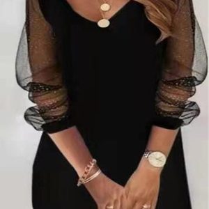 This Women Black V-neck Long Sleeve Lace Casual Dresses design made of high quality polyster and spandex material. It is stretchy