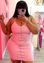 This Women Pink Sexy V-neck Sleeveless Solid PU Leather Zippers Plus Size Dresses made of soft and elastic fabric. Global Lover wholesale plus size dresses and hope curvy ladies find here a warm and exciting place to shop affordable curvy dresses online - plus size casual