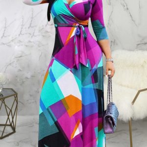 This Women Purple V-neck Full Sleeves Belted Maxi Dresses design made of high quality polyster and spandex material