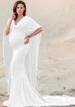 This Women White V-neck Half Sleeves Floor-Length Maternity Dresses made of soft and comfortable material. It is a must-have item for pregnant women. Global Lover offer newest wholesale maternity dresses and hope pregnant ladies find here a warm and exciting place to shop affordable pregnant dresses - pregnant casual dresses