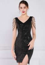 This Women Black V-neck Sleeveless Mini Dresses