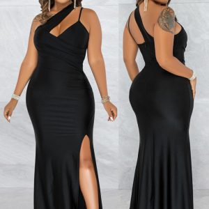 This Women Black One Shoulder Sleeveless Solid Silt Dresses