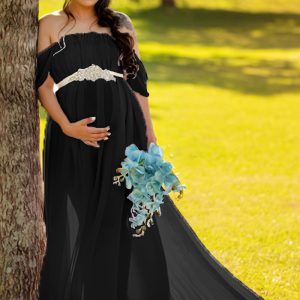 This Women Black Off-the-shoulder Short Sleeves Lace Floor-Length Maternity Dresses made of soft and comfortable material. It is a must-have item for pregnant women. Global Lover offer newest wholesale maternity dresses and hope pregnant ladies find here a warm and exciting place to shop affordable pregnant dresses - pregnant casual dresses