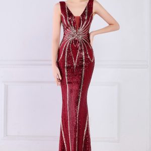 This Women Burgunry V-neck Sleeveless Patchwork Sequined Mermaid Evening Dresses design made of good quality polyster and spandex material