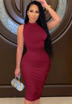 This Women Burgunry Turtleneck Sleeveless Pleated Sheath Midi Dresses design made of high quality polyster and spandex material. It come with good stretch and wearing comfortable. Women¡¯s midi dresses is omnipotent and suit for all kinds of occasions - daily wear