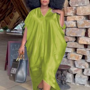 This Women Green Modest V-neck Half Sleeves Solid Maxi Loose Plus Size Dresses made of soft and elastic fabric. Global Lover wholesale plus size dresses and hope curvy ladies find here a warm and exciting place to shop affordable curvy dresses online - plus size casual