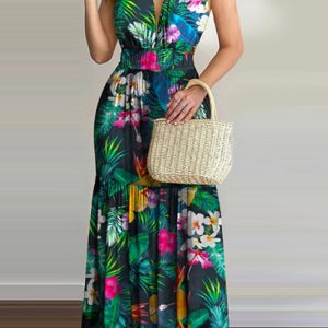 Questo disegno di donne verde Halter senza maniche Backless Maxi Dresses fatto di alta qualità polyster e materiale spandex