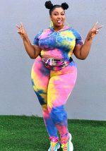 This Women Printed Casual Hooded Short Sleeves High Waist Tie Dye Skinny Plus Size Two Piece design and made of comfortable and elastic fabric. wholesale plus size two piece sets is a must-have item for curvy ladies. Two piece sets can either be worn together or individually