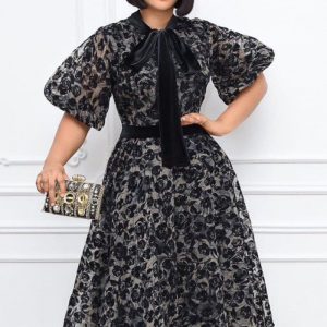 This Women Printed O-Neck Half Sleeves Lace A-line Midi Dresses design made of high quality polyster and spandex material. It come with good stretch and wearing comfortable. Women¡¯s midi dresses is omnipotent and suit for all kinds of occasions - daily wear