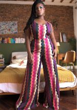 This Women Printed V-neck Half Sleeves Loose Plus Size Jumpsuit design made of high quality polyster and spandex material. It is stretchy