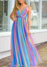 This Women Printed Romantic V-neck Sleeveless Color Blocking Lace Maxi Loose Plus Size Dresses made of soft and elastic fabric. Global Lover wholesale plus size dresses and hope curvy ladies find here a warm and exciting place to shop affordable curvy dresses online - plus size casual