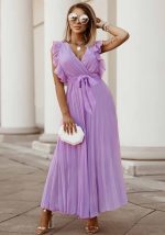 This Women Purple V-neck Sleeveless Chiffon Belted Pleated Casual Dresses design made of high quality polyster and spandex material. It is stretchy