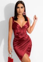 This Women Red V-neck Sleeveless Satin Mini Bodycon Dresses design made of high quality polyster and spandex material. It come with good stretch and wearing comfortable and feeling freedom. The Solid color Sexy tight and fitted dress is the most popular options from party girls. Shop bodycon dresses at global lover and find amazing designs sequins