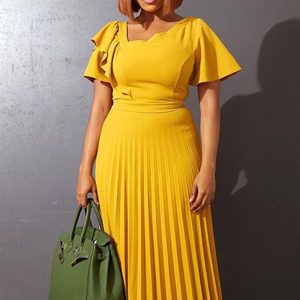 This Women Yellow Slash Neck Short Sleeves Pleated Office Dresses design made of high end polyster and spandex material