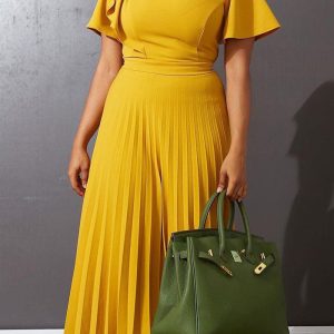 This Women Yellow V-neck Short Sleeves Cascading Ruffle Maxi Dresses design made of high quality polyster and spandex material