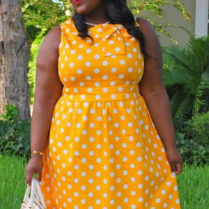 This Women Yellow Sweet O-Neck Sleeveless Dot Print Midi A-line Plus Size Dresses made of soft and elastic fabric. Global Lover wholesale plus size dresses and hope curvy ladies find here a warm and exciting place to shop affordable curvy dresses online - plus size casual