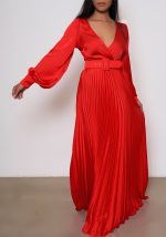 This Women v Neck Long Sleeve High Waist Pleated Maxi Dress Design Made Of High Quality Polyster And Spandex Material