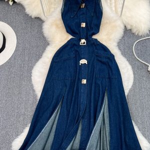 This Women Vintage Turndown Collar Cut Out Sleeveless Denim Dress Design Made Of High Quality Polyster And Spandex Material