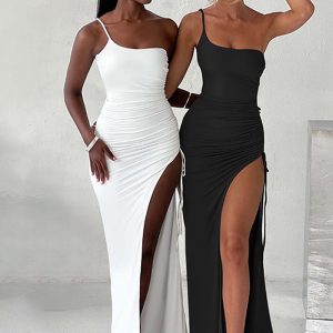 Questa primavera donne One-Shoulder Sexy Ruffled Slit Strap Dress Design fatto di alta qualità Polyster e materiale Spandex. Si tratta di venire con buon tratto e indossare confortevole. Women¡¯s Midi Dresses è onnipotente e vestito per tutti i tipi di occasioni - usura quotidiana