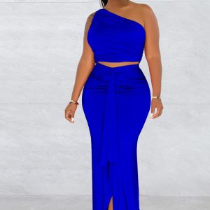 This Women's Fashion Slash Shoulder Sleeveless Solid Pleated Maxi Dress Design Made Of High Quality Polyster And Spandex Material