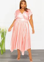 This Women's Spring Summer v-Neck Ruffle Sleeve Pleated Plus Size Midi Dress Made Of Soft And Elastic Fabric. Global Lover Wholesale Plus Size Dresses And Hope Curvy Ladies Find Here a Warm And Exciting Place To Shop Affordable Curvy Dresses Online - Plus Size Casual