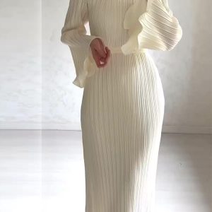 This Women's Fall Maxi Dress Chic Pleated Bell Bottom Sleeve Midi Dress Design Made Of High Quality Polyster And Spandex Material. It Come With Good Stretch And Wearing Comfortable. Women¡¯s Midi Dresses Is Omnipotent And Suit For All Kinds Of Occasions - Daily Wear