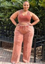 This Women's Sleeveless Open Waist Bolero Elastic Waist Wide Leg Pants Plus Size Set Design And Made Of Comfortable And Elastic Fabric. Wholesale Plus Size Two Piece Sets Is a Must-Have Item For Curvy Ladies. Two Piece Sets Can Either Be Worn Together Or Individually