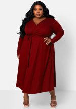 This Women's Solid Chic Cross v-Neck Tie Plus Size Dress Made Of Soft And Elastic Fabric. Global Lover Wholesale Plus Size Dresses And Hope Curvy Ladies Find Here a Warm And Exciting Place To Shop Affordable Curvy Dresses Online - Plus Size Casual