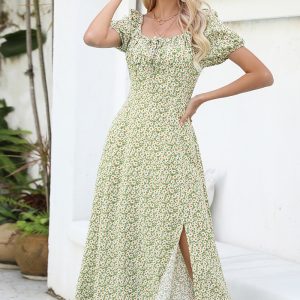 This Women's Square Neck Puff Sleeve French Tea Break Dress Trendy Floral Dress Design Made Of High Quality Polyster And Spandex Material. Print Dresses Is More Interesting And Stylish. Print Maxi Dresses Is One Of The Popular Item For Islander Vocations. Women¡¯s Print Dresses At Global Lover Comes With Forever Floral