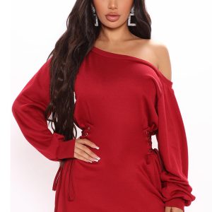 This Women's Style Lace-Up Slim Waist Off Shoulder Dress Design Made Of High Quality Polyster And Spandex Material. It Is Stretchy