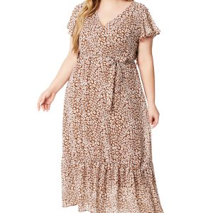 This Women's Summer Plus Size v-Neck Dress Made Of Soft And Elastic Fabric. Global Lover Wholesale Plus Size Dresses And Hope Curvy Ladies Find Here a Warm And Exciting Place To Shop Affordable Curvy Dresses Online - Plus Size Casual