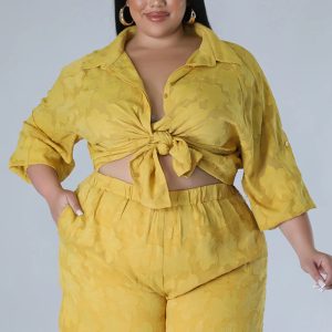 This Women's Summer Cutout Chiffon Jacquard Top Shorts Two-Piece Set Design And Made Of Comfortable And Elastic Fabric. Wholesale Plus Size Two Piece Sets Is a Must-Have Item For Curvy Ladies. Two Piece Sets Can Either Be Worn Together Or Individually