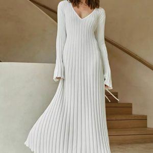 This Knitting Dress Casual Slim Waist v-Neck Wide Ribbed Slim Fit Long Dress Combine The Warm And Fashion. It Is a Must-Have Item For This Winter. Sweater Dresses For Women At Global Lover Comes For Different Occasions - Daily Life