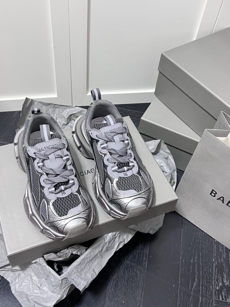 BALENCIAGA Balenciaga dad shoes   latest ✨ retro casual sneakers   series launched to explore the concept of originality and appropriation in the fashion industry