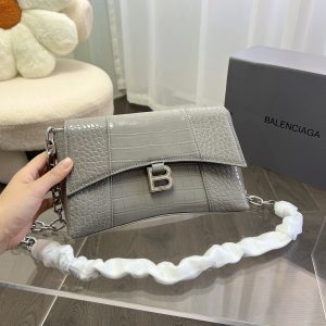 Balenciaga hourglass bag ?75