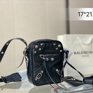 P with box Balenciaga motorcycle bag