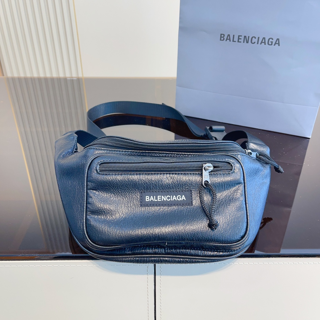 Bolso baúl Balenciaga