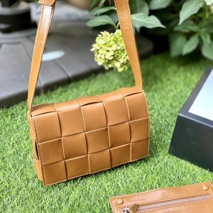 Réplique du sac Bottega Veneta