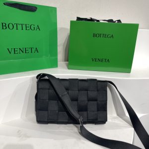 Réplique du sac Bottega Veneta